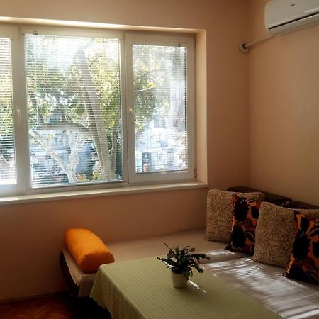 Central Apartment Сілістра Екстер'єр фото