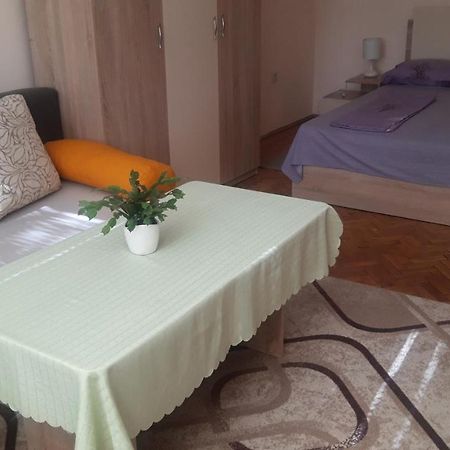 Central Apartment Сілістра Екстер'єр фото