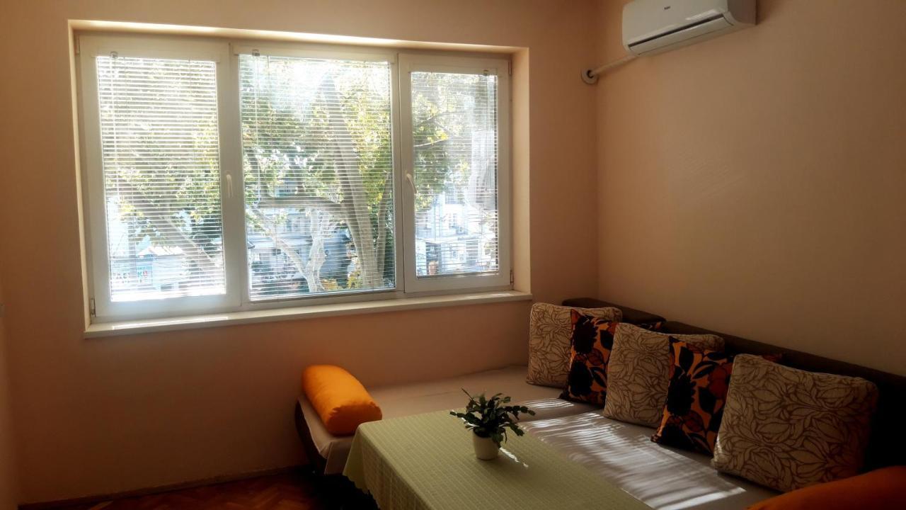 Central Apartment Сілістра Екстер'єр фото