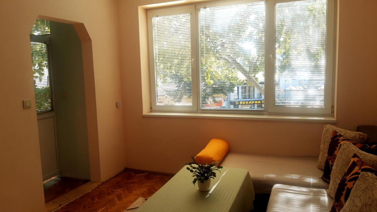 Central Apartment Сілістра Екстер'єр фото