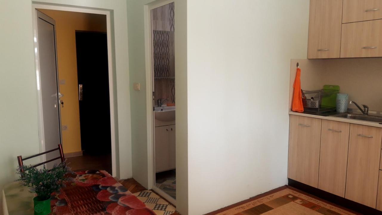 Central Apartment Сілістра Екстер'єр фото